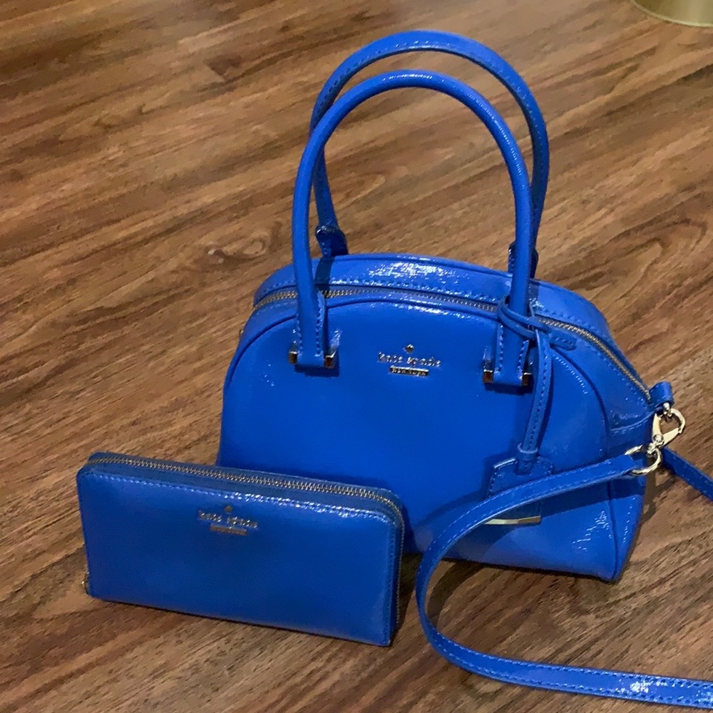 Blue patent leather Kate Spade bag with wallet